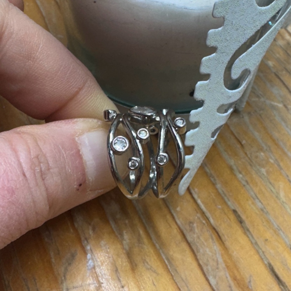 NEW Sterling Silver 925 stamped stacked ring with beautiful clear stones. Size 6 - Picture 7 of 16
